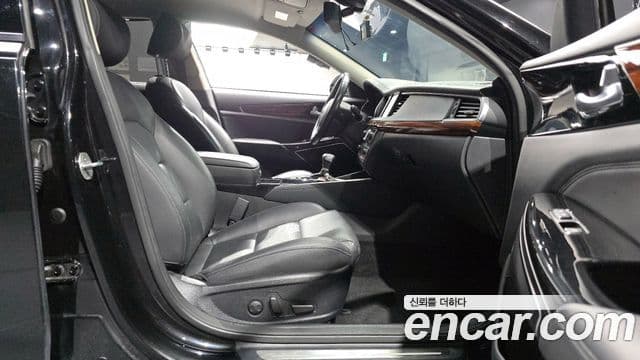 Kia All New K7 Noblesse, 2016 11