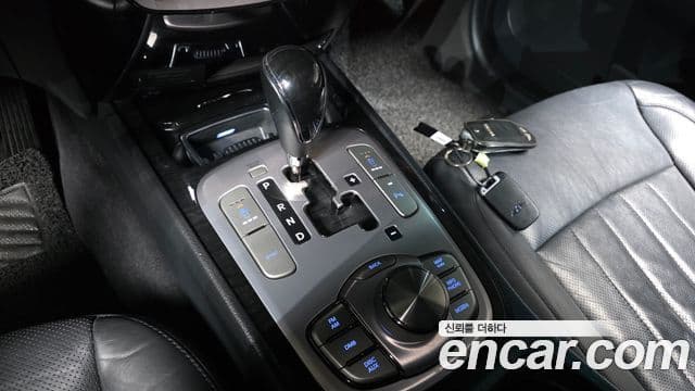 Hyundai Genesis Prada GP500, 2012 9