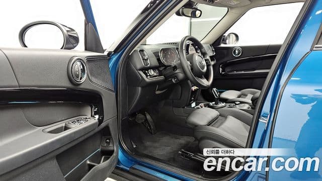 Mini Cooper Countryman 2세대, 2024 12