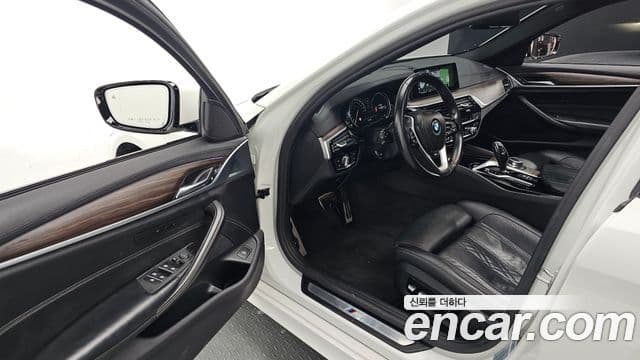 BMW 5시리즈 (G30) 530i xDrive M Sport Plus, 2017 11