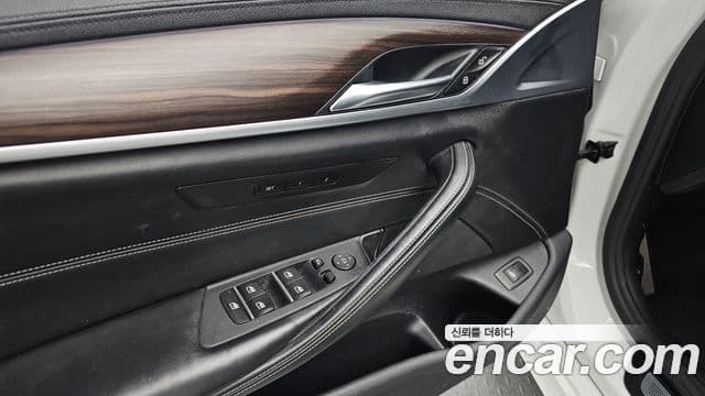 BMW 5시리즈 (G30) 530i xDrive M Sport Plus, 2017 17