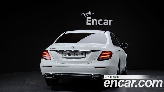 Mercedes-Benz E-класс W213 Avantgarde, 2019 4