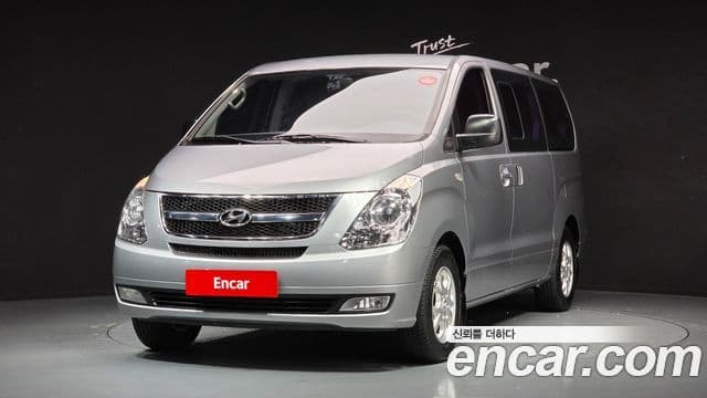 Hyundai Grand Starex CVX Luxury, 2015 1