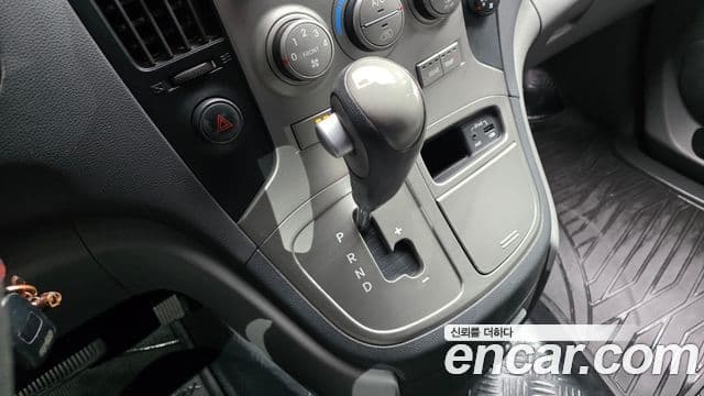 Hyundai Grand Starex CVX Luxury, 2015 9