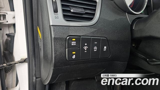 Hyundai The / новый New Avante 빌트인캠2 — базовая версия - Built-in Cam 2, 2014 17