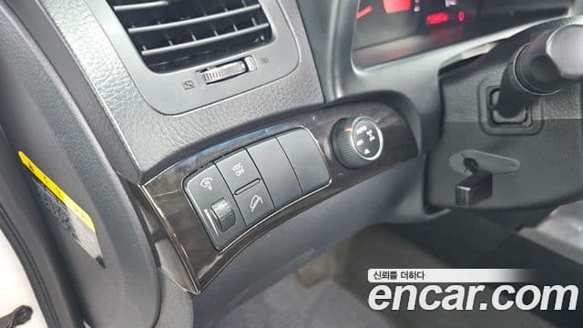 Kia Mohave 4WD QV300, 2012 17