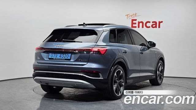 Audi Q4 e-Tron (F4) Premium, 2023 2