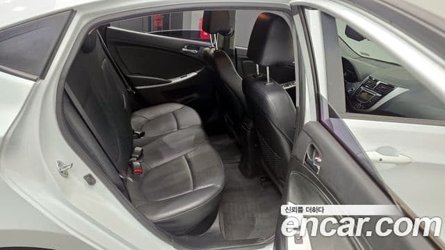 Hyundai Accent(новый кузов / новое поколение) Premium, 2014 12