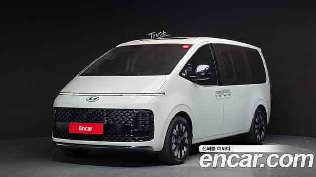 Hyundai Staria Inspiration, 2025 1