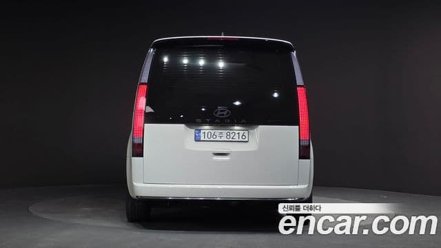 Hyundai Staria Inspiration, 2025 4