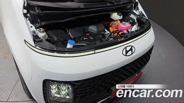 Hyundai Staria Inspiration, 2025 6