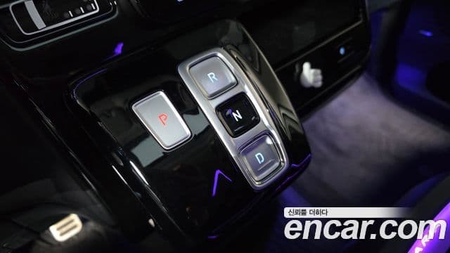 Hyundai Staria Inspiration, 2025 9