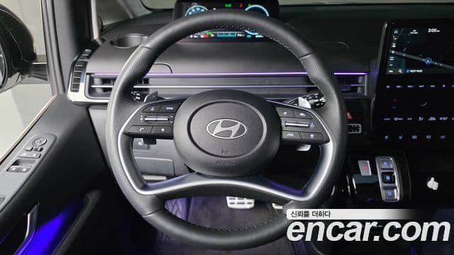 Hyundai Staria Inspiration, 2025 12