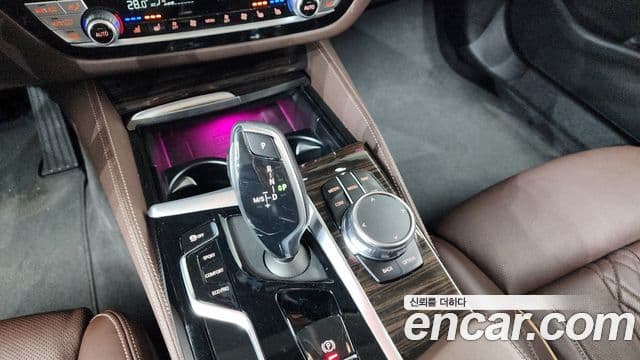 BMW 5시리즈 (G30) Luxury, 2022 9