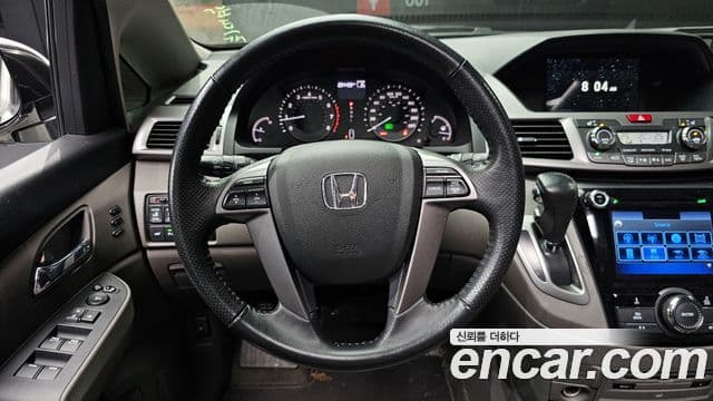 Honda Odyssey 4세대, 2015 13