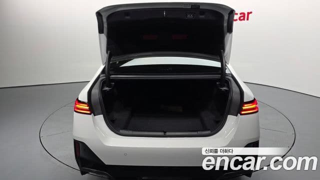 BMW 5시리즈 (G60) 530i xDrive M Sport, 2025 20