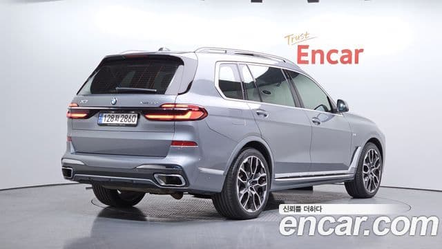 BMW X7 (G07) xDrive 40d M Sport 6인승, 2023 2
