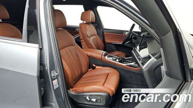 BMW X7 (G07) xDrive 40d M Sport 6인승, 2023 12