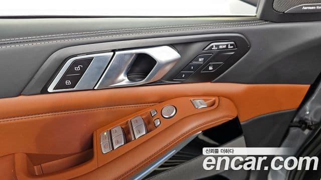 BMW X7 (G07) xDrive 40d M Sport 6인승, 2023 14