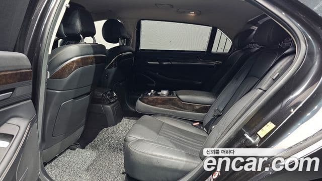 Genesis G90 Premium Luxury, 2019 12