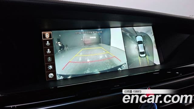 Genesis G90 Premium Luxury, 2019 15