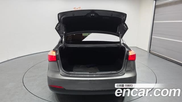 Kia K3 Trendy, 2013 20