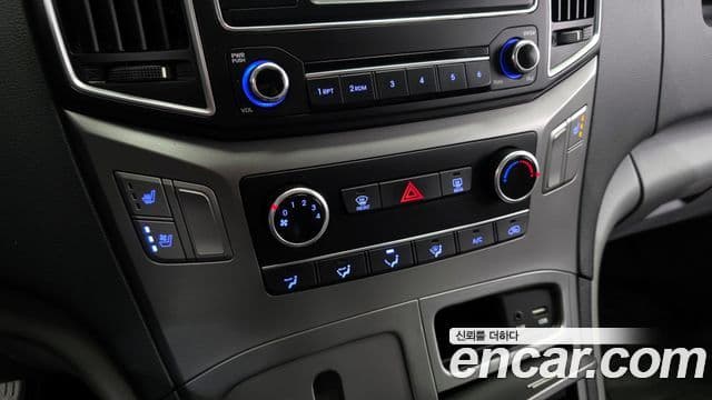 Hyundai The / новый New Grand Starex Modern, 2021 15