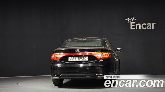 Hyundai Grandeur HG Premium, 2014 4