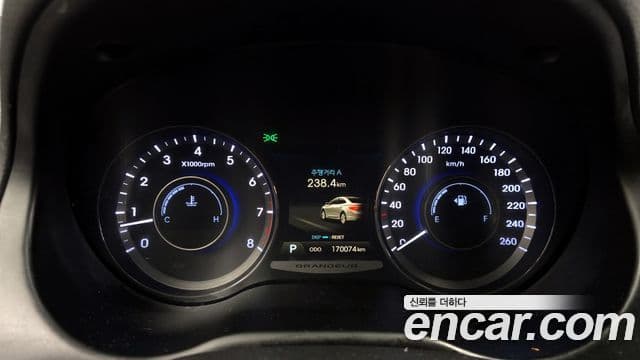 Hyundai Grandeur HG Premium, 2014 8