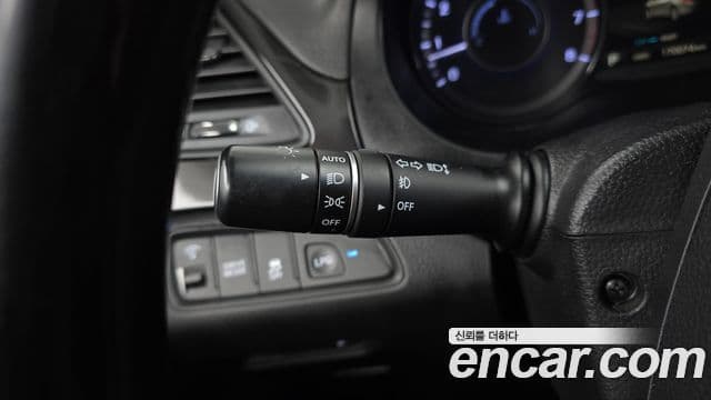 Hyundai Grandeur HG Premium, 2014 18