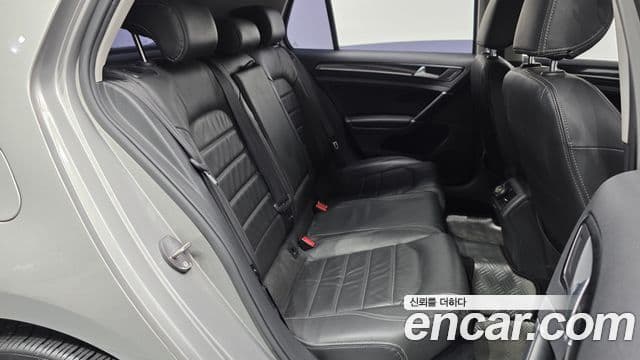 Volkswagen Гольф 7세대, 2014 12