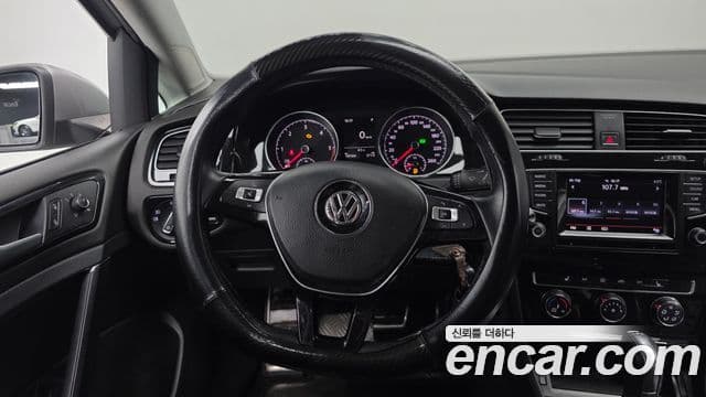 Volkswagen Гольф 7세대, 2014 13