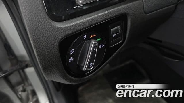 Volkswagen Гольф 7세대, 2014 18