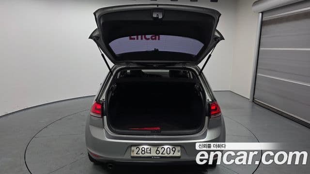 Volkswagen Гольф 7세대, 2014 20