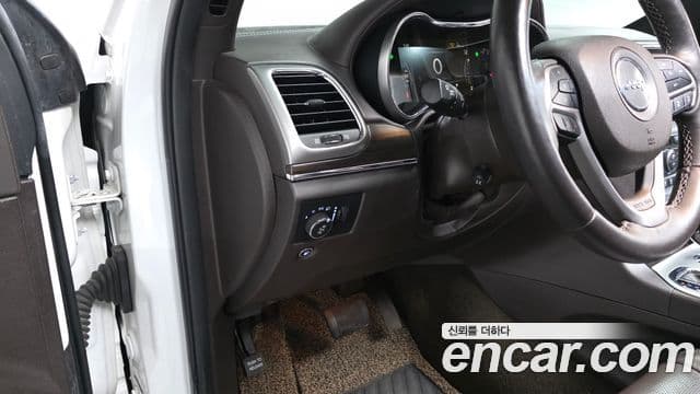 Jeep Grand Cherokee WK2, 2018 13