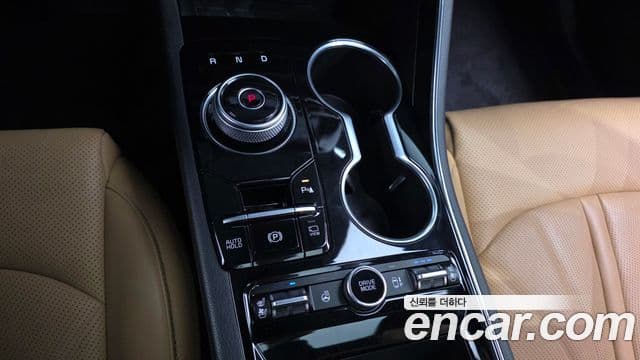 Kia K5 гибрид 3세대 Signature, 2021 9