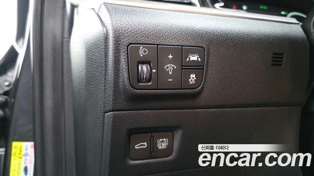 Kia K5 гибрид 3세대 Signature, 2021 14