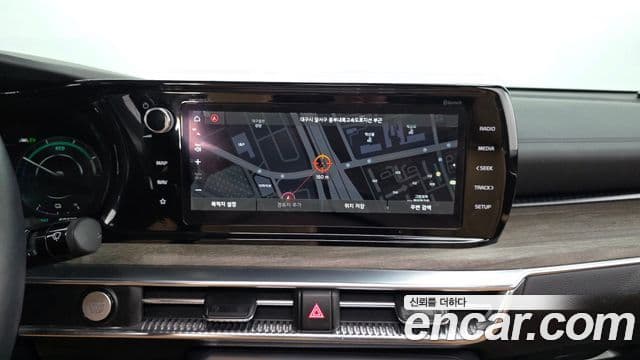 Kia K5 гибрид 3세대 Signature, 2021 15