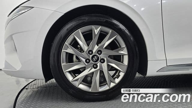 Hyundai The / новый New Grandeur IG гибрид Calligraphy, 2021 все фото