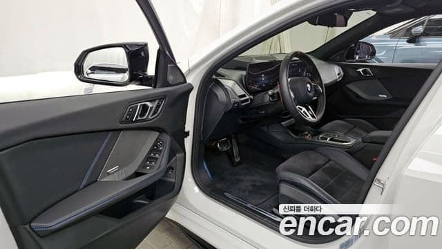 BMW 1시리즈 (F70) M135 xDrive Pro first Edition, 2025 10