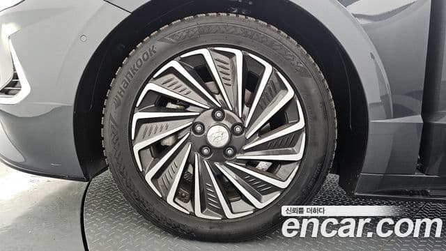 Hyundai Sonata гибрид (DN8) Premium Plus, 2023 все фото