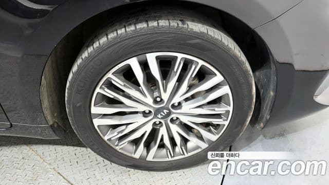 Kia K7 Premier гибрид Noblesse, 2021 все фото