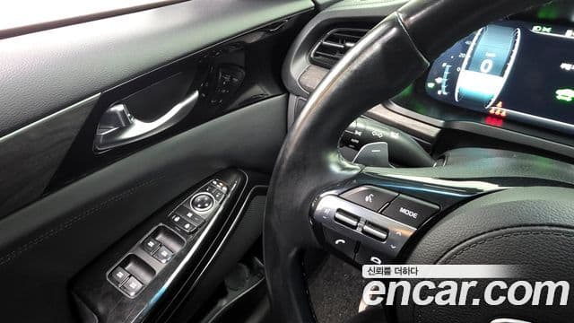Kia K7 Premier гибрид Noblesse, 2021 17