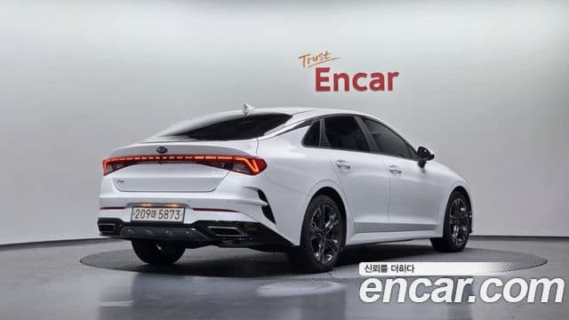 Kia K5 3세대 Prestige, 2021 2
