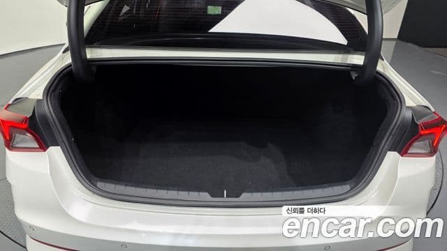 Kia K5 3세대 Prestige, 2021 20