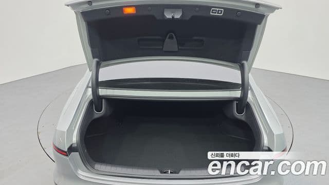 Hyundai Grandeur (GN7) Exclusive, 2025 20