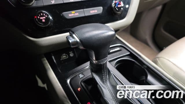 Kia All New Carnival Luxury, 2018 9