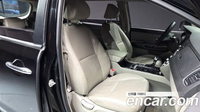 Kia All New Carnival Luxury, 2018 10