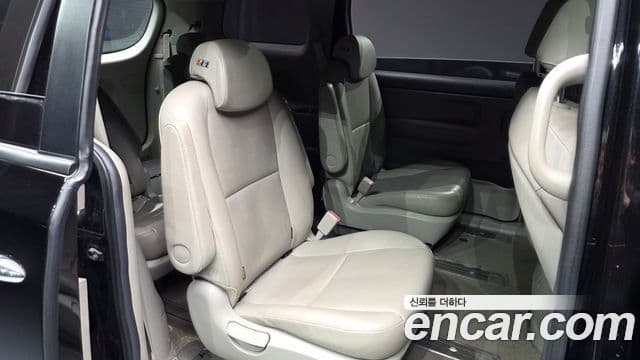 Kia All New Carnival Luxury, 2018 12