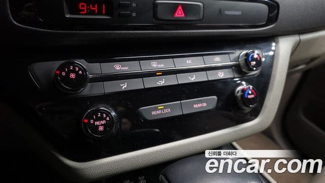 Kia All New Carnival Luxury, 2018 15